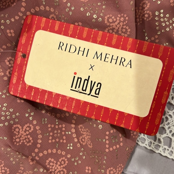 Ridhi Mehra Outfit - Picture 4 of 4